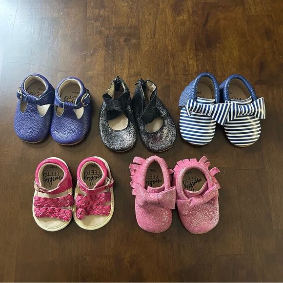Monkey Feet Leather Baby Shoes Bundle Size 3-6 Months Moccasin Sandal Mary Jane - Picture 1 of 16